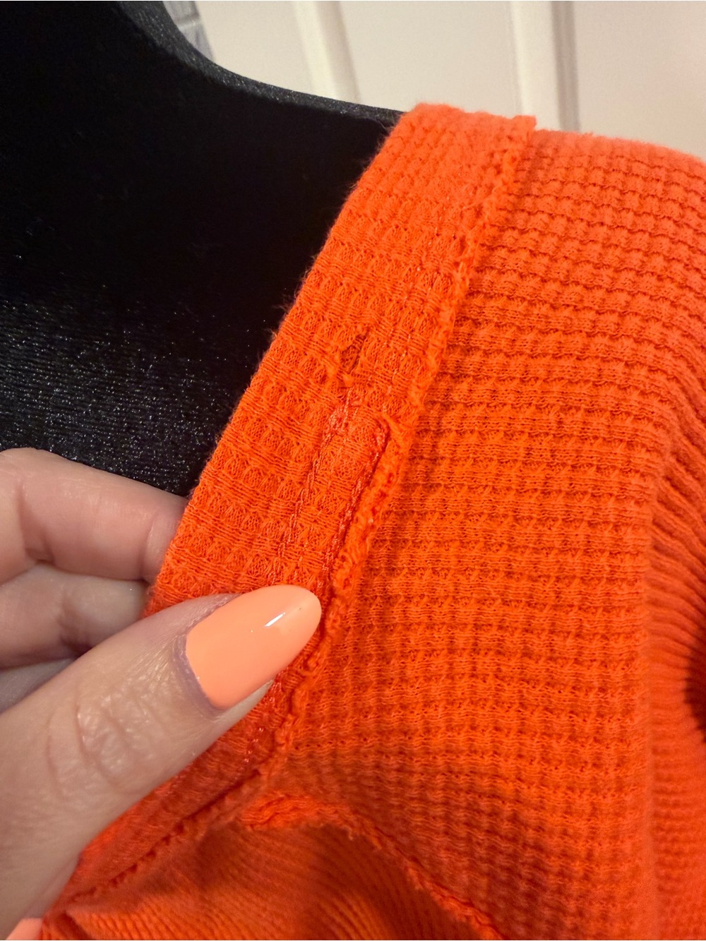 Free People We The Free Orange Thermal Top – Size X Small Runs Big - Picture 6 of 7
